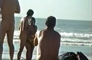 XXX Assurez-vous de femme ronde mature nue manger la dernière goutte de sperme CEI