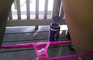 XXX Joufflu meuf sexy toute nue gicler
