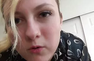 XXX Big amatrice blonde nue Tit Hot Sister séduit pour une baise anale dans un trou du cul serré