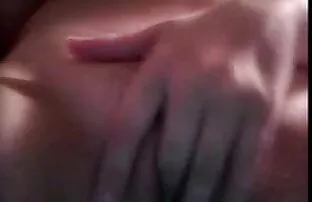 XXX Des blondes aux gros seins femmes nues solo se font jizzer les seins après une action à quatre