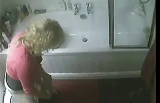 XXX Fellation de marihuana et fille amatrice nue de sperme