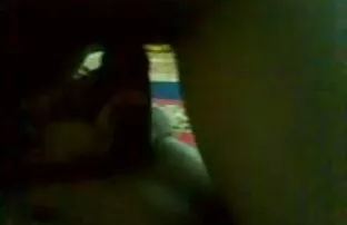 XXX Mère perverse tres jolies femmes nues mature réveille son jeune fils
