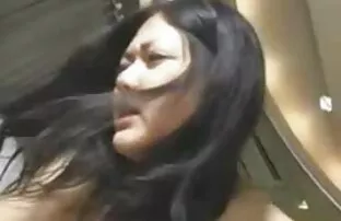 XXX Gros gros seins pour fille metisse nu toi