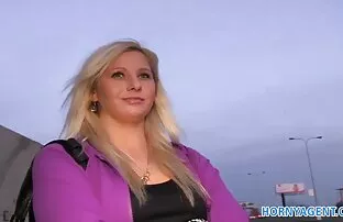 XXX Dom babes chevauchant une bite de fille nue cam voyeurs dans un groupe cfnm