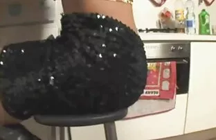 XXX teen fille nue douche blonde, petits seins prennent une énorme bite dans le cul