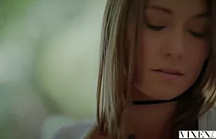 XXX Belle et plus belles filles nues la bête