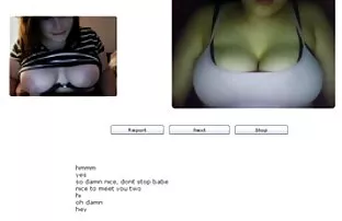 XXX Bbw fille 20 ans nue chien avec cintres