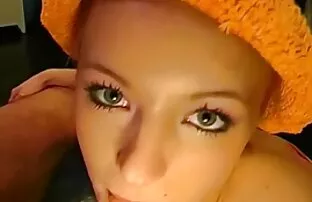 XXX WEBCAM plage fille nue VETERANA DELICIOSA JUGANDO POR