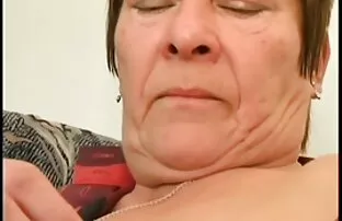 XXX Français fille nue cam mature