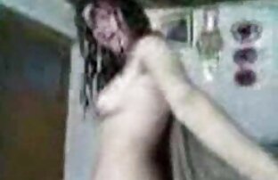Japonais fille nue masturbe adolescent squirting