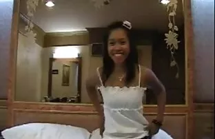 XXX Trio en plein fille nue dans la neige air le long de la fille torride Hina Maeda