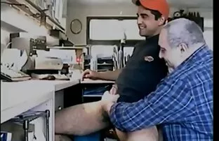 XXX Se fille totalement nu mouiller