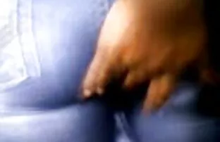 XXX Barbii - meuf de 18 ans nue prend le cul